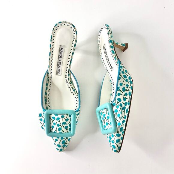 Manolo Blahnik Shoes - Manolo Blahnik Maysalebi Flower Print Pointed Toe Kitten Heel Mules Pumps 36